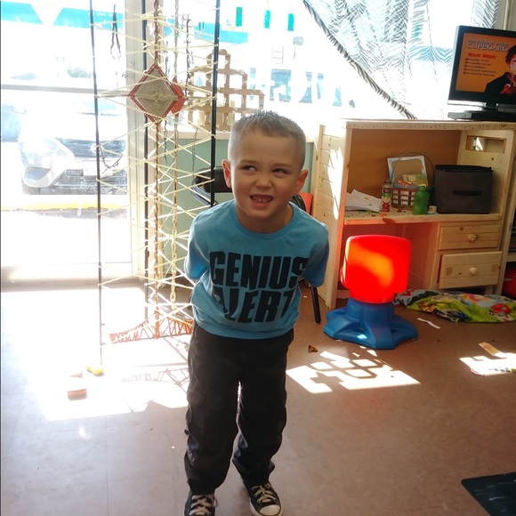 Meet your Posher, 💖Ashleigh💖 - Picture 4 of 6